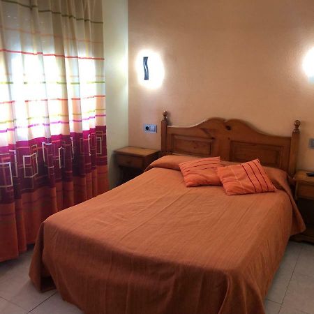 Hostal La Parrilla Monegros II Bujaraloz エクステリア 写真