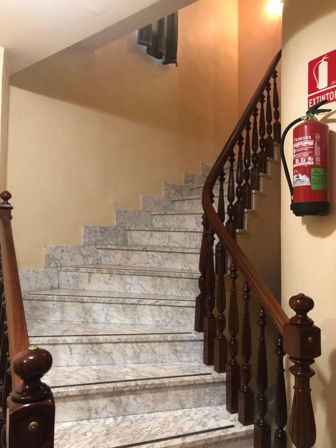 Hostal La Parrilla Monegros II Bujaraloz エクステリア 写真